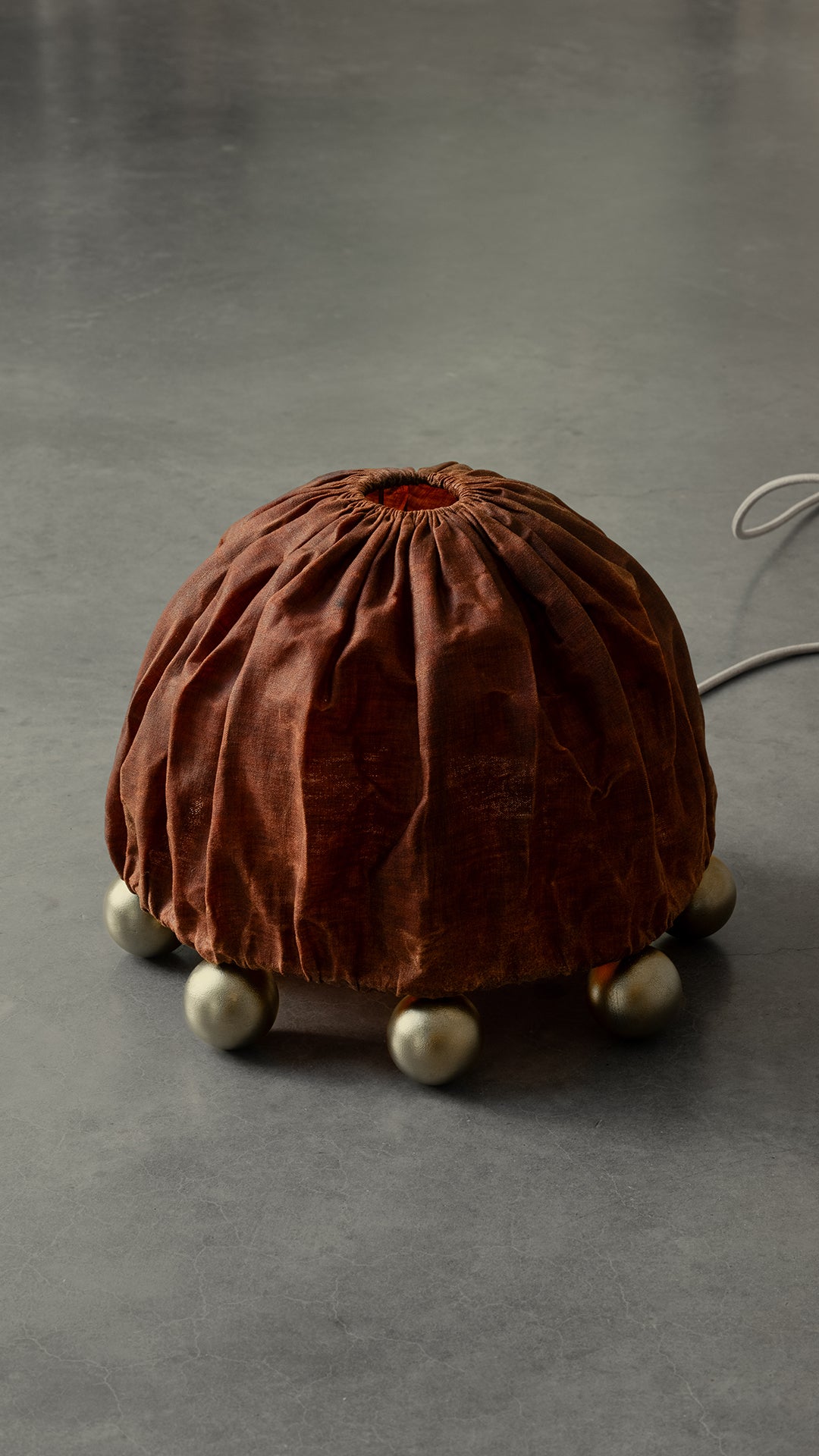 ALTER Table Lamp | Brass Beeswax Linen Ceriops